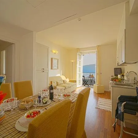 Appartement Sleeps 4 Pool T421415